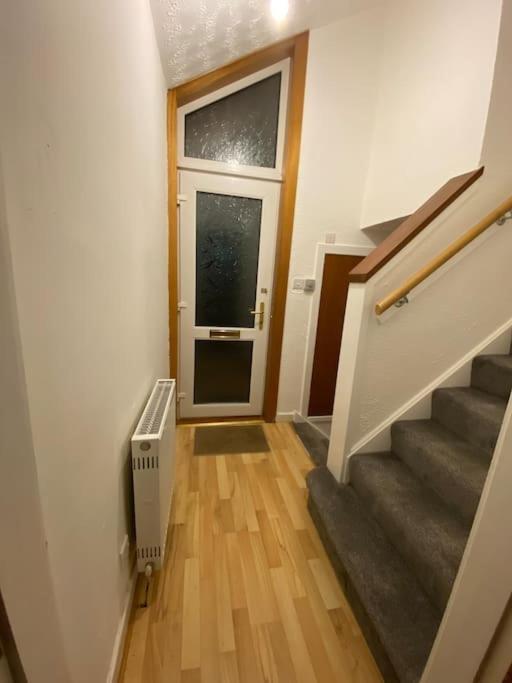 3 Bedroom Home-Inverkeithing Exterior photo